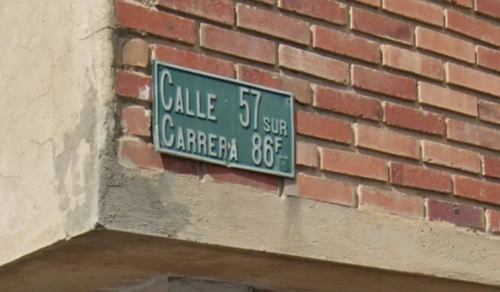 Bosa: ataque sicarial dejó un muerto y un herido En el barrio El Paraíso, localidad de Bosa, un ataque sicarial en una cigarrería dejó sin vida a una mujer identificada como Daniela Darte y causó heridas a un hombre.