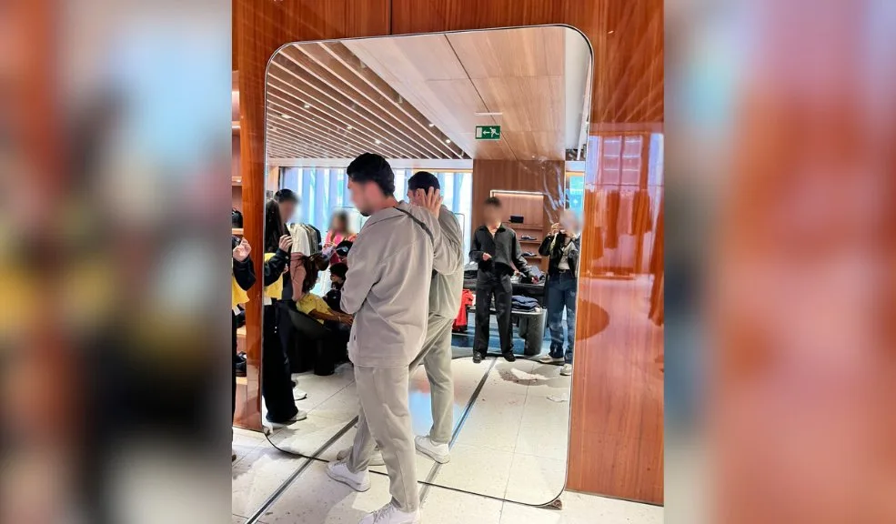 Chapinero: grave lesión de un niño en una reconocida tienda de ropa Un espejo gigante cayó sobre dos niños dentro de una reconocida tienda ubicada en Chapinero. Uno de los menores, de 12 años, terminó con fractura nasal y su madre exige respuestas: denuncia que no hubo protocolo de emergencia y que querían trasladar al niño en taxi pese a estar inconsciente.