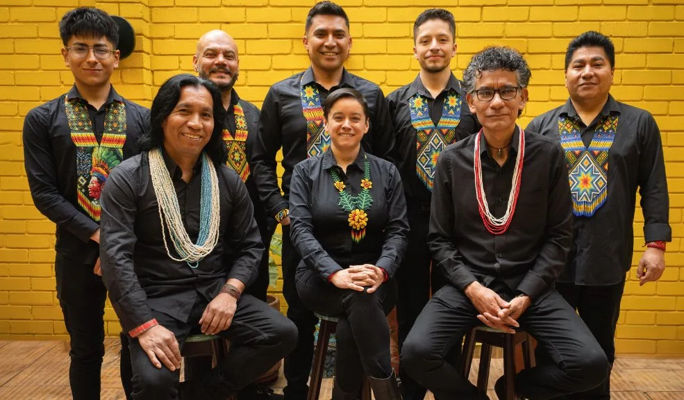 Conéctese con el 'camino ancestral' de la mano del Grupo Putumayo en Bogotá El Grupo Putumayo, una de las agrupaciones más representativas de la música tradicional colombiana, celebra sus 40 años de trayectoria con un concierto en Bogotá y el lanzamiento de su más reciente álbum 'Chakiñan'.