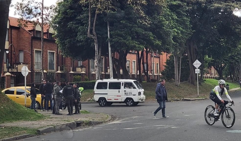 En Suba, sicarios en moto matan a José dentro de su vehículo 2 En Suba, sicarios en moto matan a José dentro de su vehículo La noche del lunes 15 de septiembre se tiñó de sangre en la localidad de Suba. A eso de las 8:00 p. m., en la carrera 55 con calle 162, barrio Cantalejo, fue atacado con arma de fuego un conductor informal identificado como José Ricardo Pasaje Trujillo, de aproximadamente 44 años de edad.