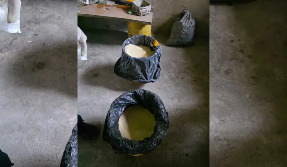 Golpe al microtráfico en Ciudad Bolívar: tres capturados y un arsenal de guerra incautado En un duro golpe contra el crimen organizado en Ciudad Bolívar, la Policía desarticuló a la banda BNB: incautó fusiles AK-47 y M4, más de 18 kilos de cocaína y capturó a tres de sus integrantes. Así fue el operativo.