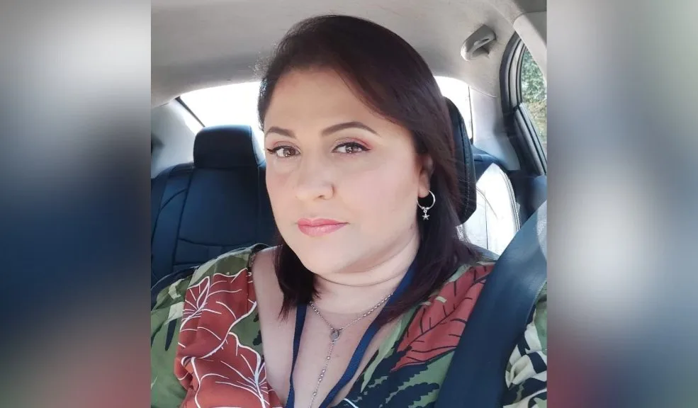 La endometriosis, enfermedad que afecta a muchas mujeres en el país, tiene al borde de la muerte a Viviana Tautiva 1 La endometriosis, enfermedad que afecta a muchas mujeres en el país, tiene al borde de la muerte a Viviana Tautiva Viviana Tautiva lucha por su vida a causa de la endometriosis, una enfermedad silenciosa que padecen miles de mujeres en Colombia y que aún no recibe la atención necesaria.