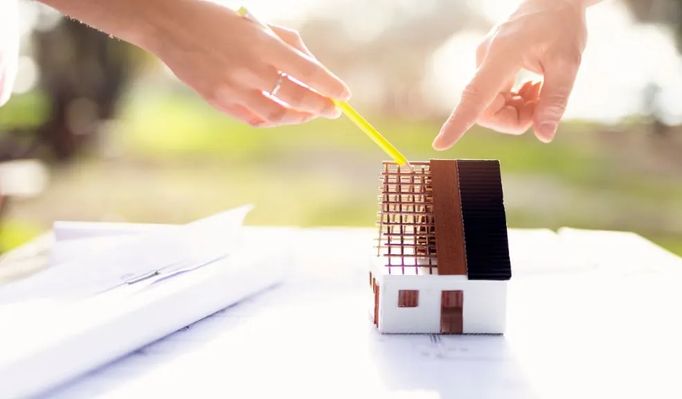 Llega a Ciudad Bolívar la primera Feria de Mejoramiento de Vivienda La Feria de Mejoramiento de Vivienda llega a Ciudad Bolívar en el marco del proyecto Mejora tu Casa, que busca optimizar las condiciones básicas de habitabilidad de los hogares de la ciudad.
