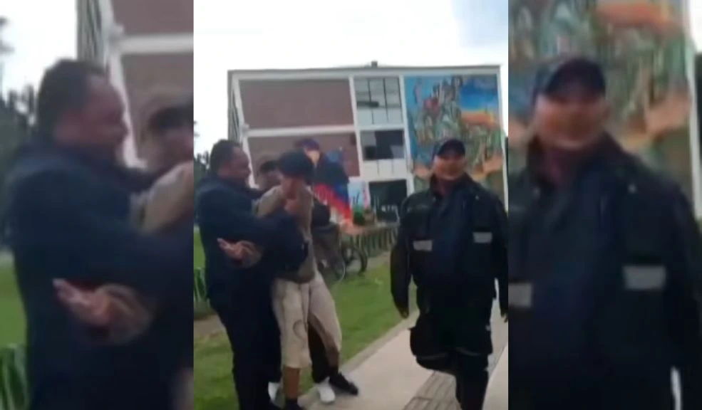 Le quemaron las motos a los de seguridad en la Universidad Nacional tras denuncias de presuntos abusos Tensión en la Universidad Nacional por la quema de dos motocicletas, que presuntamente pertenecerían al equipo de seguridad de la institución. El hecho, que se registró en video, se produjo en medio de una denuncia pública por un presunto caso de abuso de autoridad por parte de vigilantes del campus.