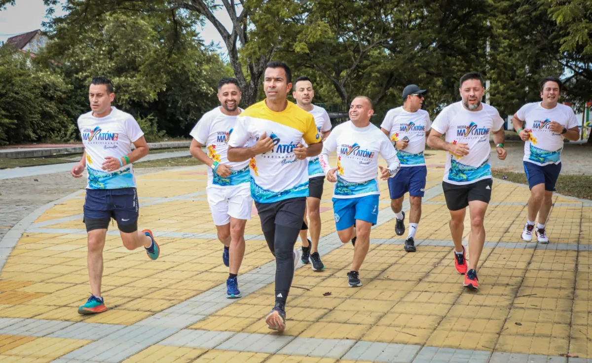 Párchese en la icónica Media Maratón de Cundinamarca: así puede participar Si disfruta de los retos deportivos, aquí tiene uno que lo pondrá a correr en serio: la Media Maratón de Cundinamarca, que se realizará los días 25 y 26 de octubre. A continuación le explicamos cómo inscribirse.
