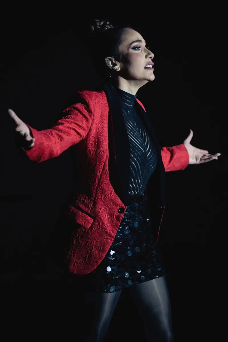 Judy Buendía llega al teatro con la fórmula para reírse de los ex y triunfar en el amor La cantante, compositora, actriz y directora audiovisual venezolana, Judy Buendía, se presentará este sábado en el Teatro Astor Plaza con su exitoso show 'Mi ex fue un error', una propuesta que mezcla la comedia con la música. Hablamos con ella.