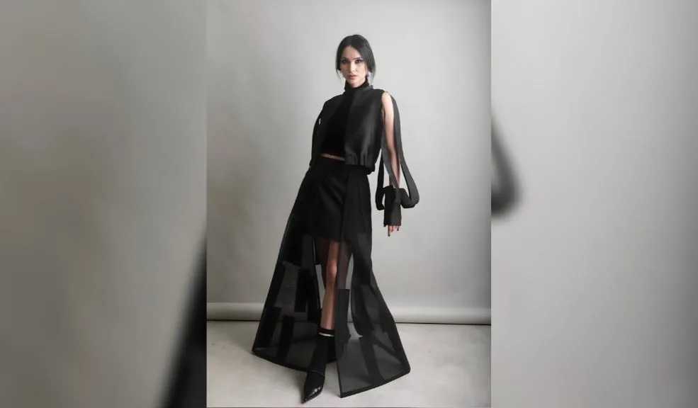 Mariana Morales, la mujer trans que está rompiendo barreras en Miss Universe Colombia 3 Mariana Morales, la mujer trans que está rompiendo barreras en Miss Universe Colombia Hablamos con Mariana Morales, quien representa a Bogotá en el reality de Miss Universe Colombia con un mensaje claro: el amor, la empatía y el respeto por la diferencia.