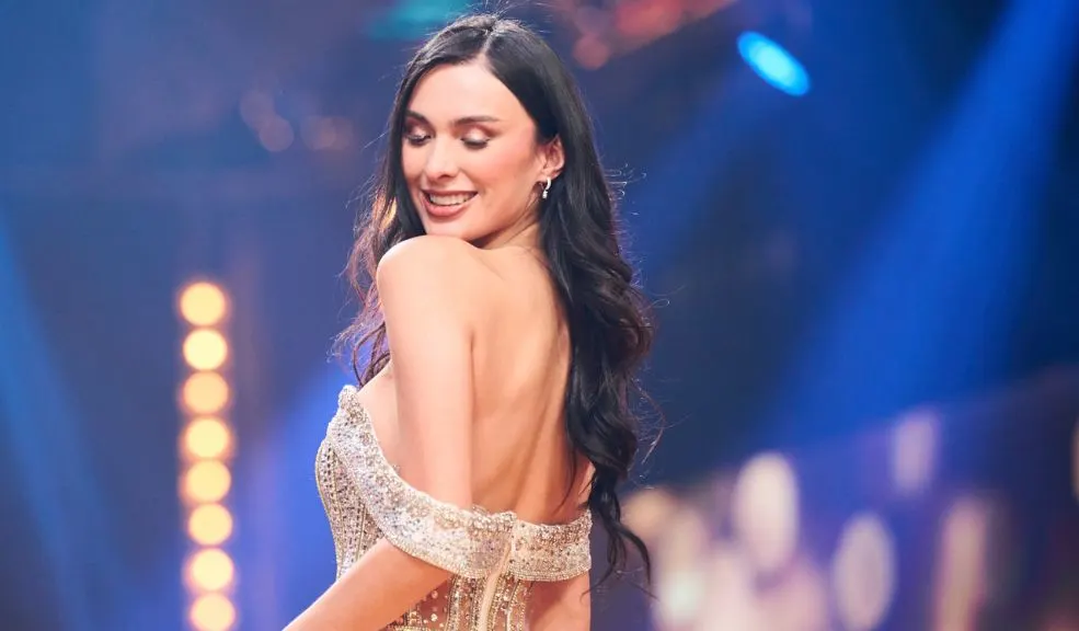 Mariana Morales, la mujer trans que está rompiendo barreras en Miss Universe Colombia 4 Mariana Morales, la mujer trans que está rompiendo barreras en Miss Universe Colombia Hablamos con Mariana Morales, quien representa a Bogotá en el reality de Miss Universe Colombia con un mensaje claro: el amor, la empatía y el respeto por la diferencia.