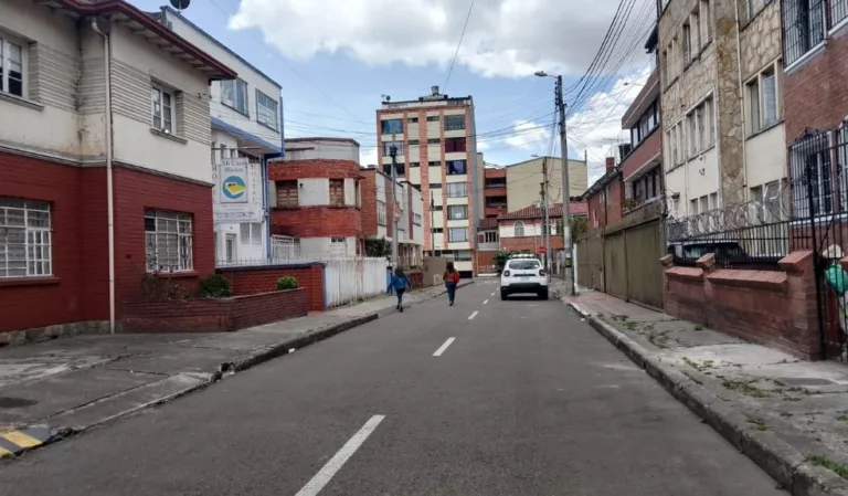 Misteriosa muerte en Teusaquillo hallan el cadáver de un hombre apuñalado