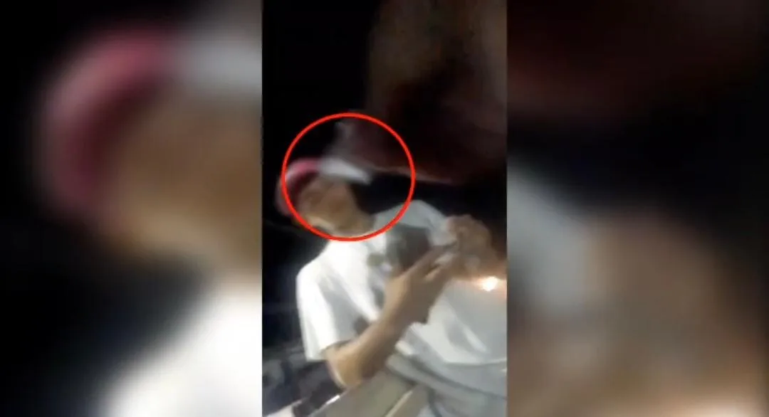 En Nocaima, desarticulan la banda 'Los de la Montaña' 3 En Nocaima, desarticulan la banda 'Los de la Montaña' Tras siete meses de investigación, la Policía y la Fiscalía desarticularon a la banda criminal conocida como 'Los de la Montaña'. El grupo había tomado el parque principal y la cancha de Nocaima para vender droga.