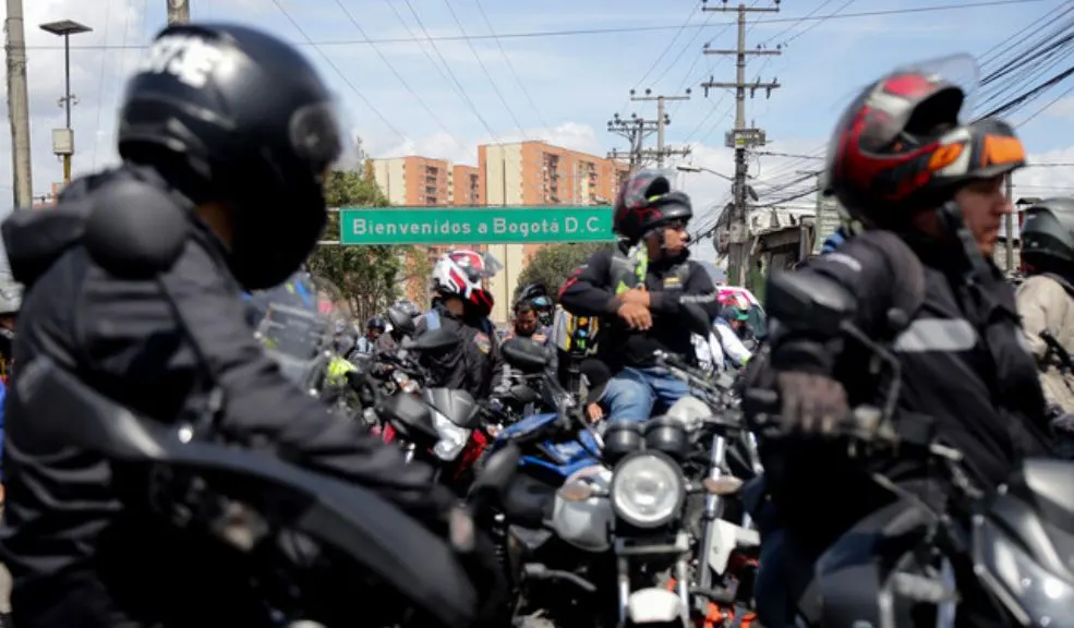 Se confirman movilizaciones de conductores el 16 de septiembre: “Estamos mamados” 2 Se confirman movilizaciones de conductores el 16 de septiembre: “Estamos mamados” Ante la falta de respuesta por parte del alcalde Carlos Fernando Galán, los conductores de la ciudad anunciaron movilizaciones para el 16 de septiembre. Afirman que están "mamados de la mala gestión del alcalde y su nefasta Secretaría de Movilidad, donde existen muchas irregularidades".