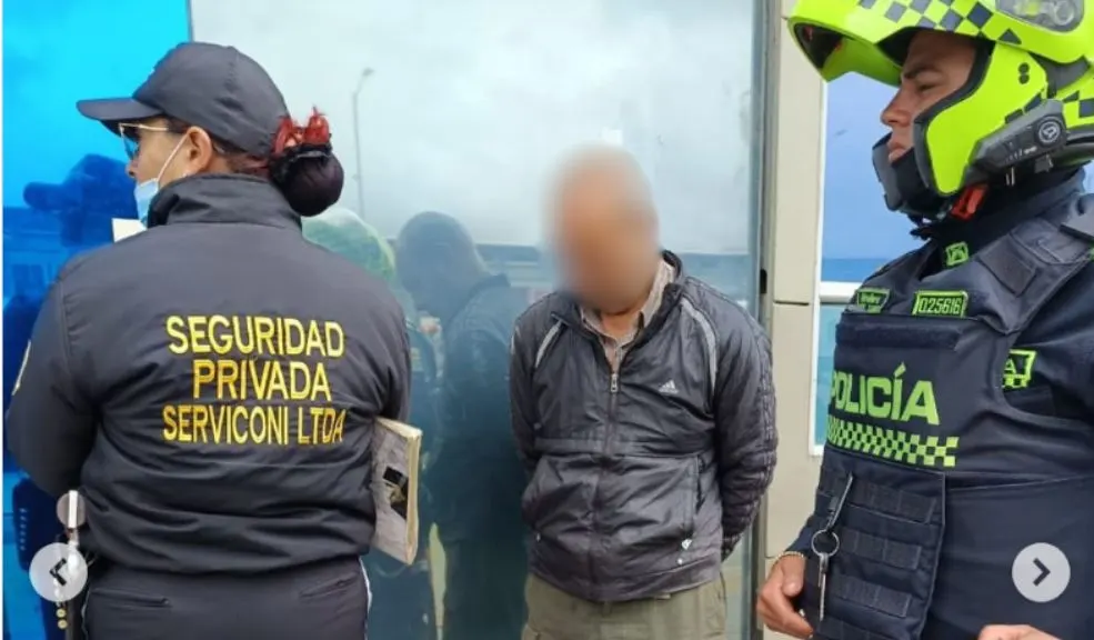 En Ciudad Bolívar: hombre que abusaba sexualmente de perritos irá a la cárcel 1 En Ciudad Bolívar: hombre que abusaba sexualmente de perritos irá a la cárcel En un hecho sin precedentes, un hombre de 66 años fue enviado a prisión por un juez de control de garantías, señalado de abusar sexualmente de perros en Ciudad Bolívar.