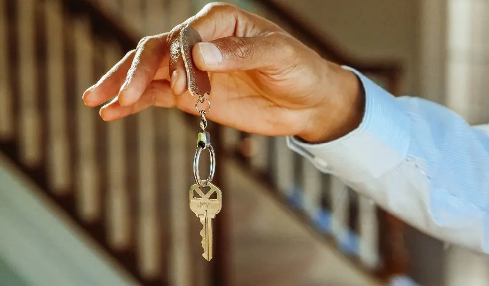 ¿Sin dinero para el arriendo? Abren inscripciones para que le den una mano Si el sueldo no le está alcanzando para cubrir los gastos del arriendo, no deje pasar la oportunidad de inscribirse en el programa Arrendamiento Temporal Solidario, con el que por primera vez se entregará dinero a las personas para ayudarles a pagar.