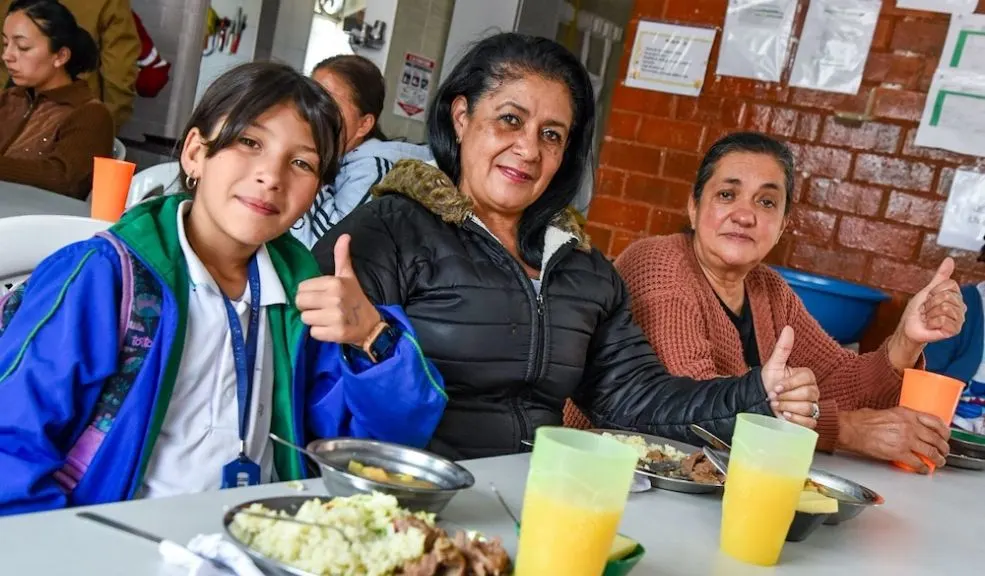 Abren nuevo comedor en Bosa para combatir el hambre: ¿cómo acceder a él? 1 Abren nuevo comedor en Bosa para combatir el hambre: ¿cómo acceder a él? Un nuevo comedor se suma a Bosa para combatir el hambre bajo la estrategia 'Bogotá Sin Hambre 2.0'. Si quiere conocer dónde y cómo acceder a este y otros comedores, aquí le contamos.