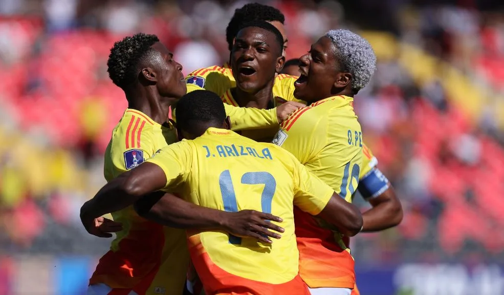 Así la Selección Colombia logró su paso a cuartos de final del Mundial Sub 20 La Selección Colombia venció 3-1 a Sudáfrica y avanzó a los cuartos de final del Mundial Sub 20, en Chile. Esta es la crónica que dejó este encuentro, que tiene soñando a la 'Tricolor'.