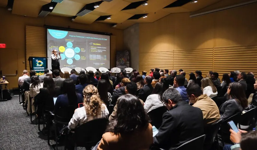 Bogotá: nueva convocatoria para el reúso de edificaciones para vivienda de interés social Bogotá le apuesta a revivir sus edificios vacíos: una nueva convocatoria del Distrito busca transformar inmuebles en desuso en hogares dignos y sostenibles para miles de familias
