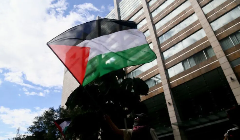 Bogotá se prepara para una jornada de manifestaciones en apoyo a Palestina 3 Bogotá se prepara para una jornada de manifestaciones en apoyo a Palestina Hoy, el país será escenario de manifestaciones propalestinas para exigir el cese de la ocupación israelí en Gaza, coincidiendo con el segundo aniversario del ataque de Hamás.
