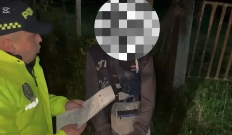 Cundinamarca: capturan a 6 integrantes de 'Los del tren' La Policía de Cundinamarca logró desarticular la banda criminal 'Los del Tren', dedicada al microtráfico y el tráfico de drogas en el municipio de Gutiérrez.
Seis de sus integrantes fueron capturados. Así fue el operativo.