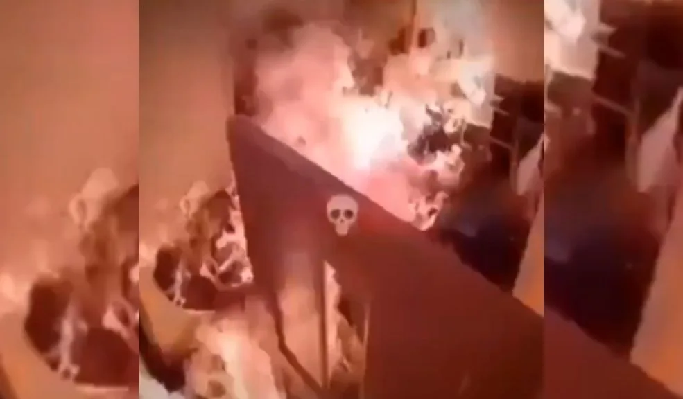 Comerciante explotó su local con sus extorsionistas dentro Un comerciante en Arequipa, Perú, decidió tomar la justicia por su mano y detonó un artefacto explosivo dentro de su propio negocio cuando un grupo de presuntos extorsionistas armados ingresó a cobrarle.