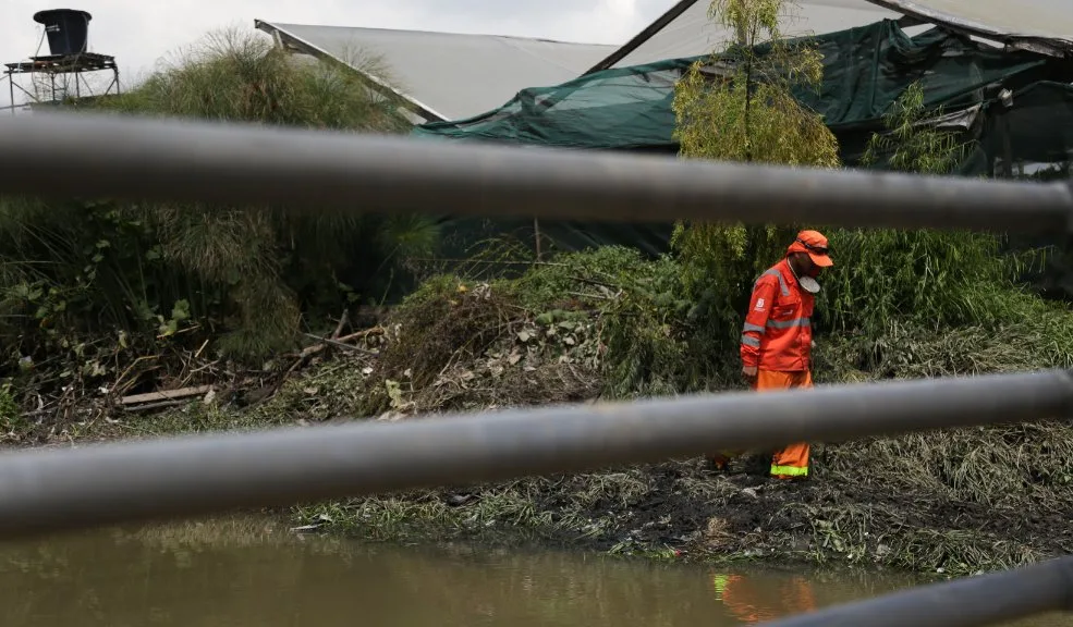 Conozca los riesgos de avenidas torrenciales durante la temporada de lluvias en Bogotá 2 Conozca los riesgos de avenidas torrenciales durante la temporada de lluvias en Bogotá Con la temporada de lluvias que está atravesando Bogotá y que irá hasta mediados de diciembre, es importante que las personas estén prevenidas ante riesgos como las avenidas torrenciales.