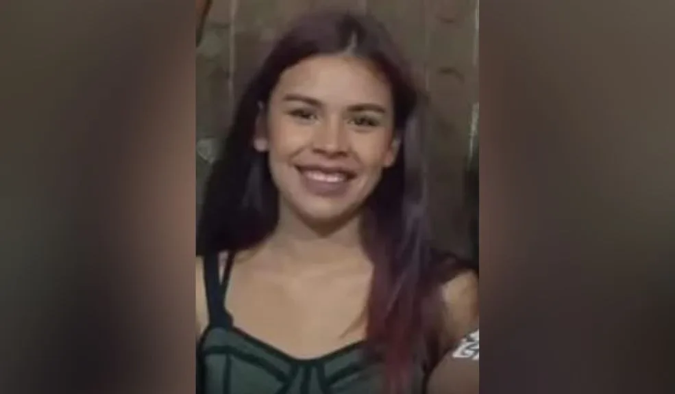 Cundinamarca: doble homicidio de Yorvis y Karen a tiros en Sasaima La trágica y violenta muerte de Yorvis Steven Rojas Salcedo, de 28 años, y Karen Tatiana Mahecha Gaitán, de 25, en el municipio de Sasaima (Cundinamarca), tiene consternados a familiares, amigos y conocidos.