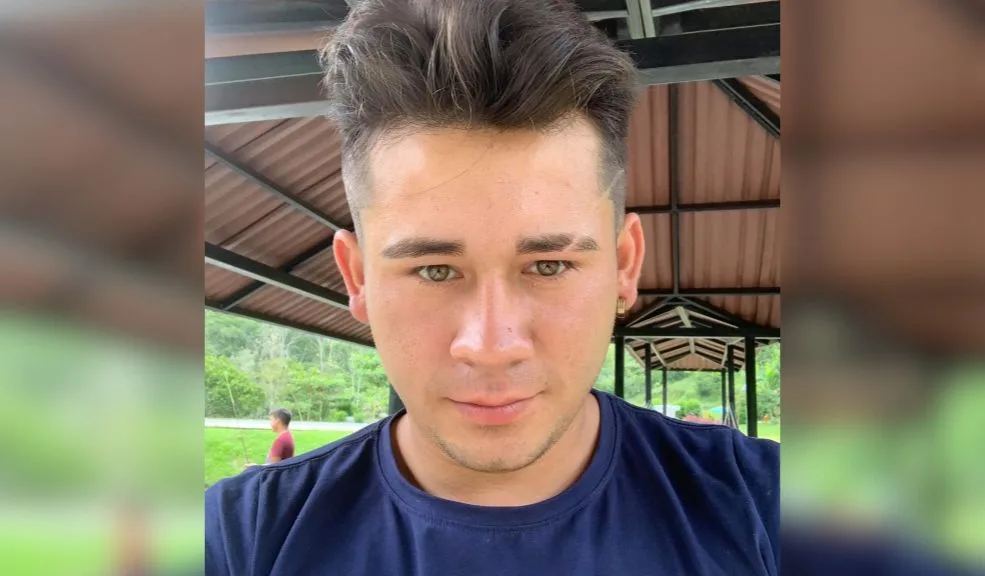 Cundinamarca: doble homicidio de Yorvis y Karen a tiros en Sasaima La trágica y violenta muerte de Yorvis Steven Rojas Salcedo, de 28 años, y Karen Tatiana Mahecha Gaitán, de 25, en el municipio de Sasaima (Cundinamarca), tiene consternados a familiares, amigos y conocidos.