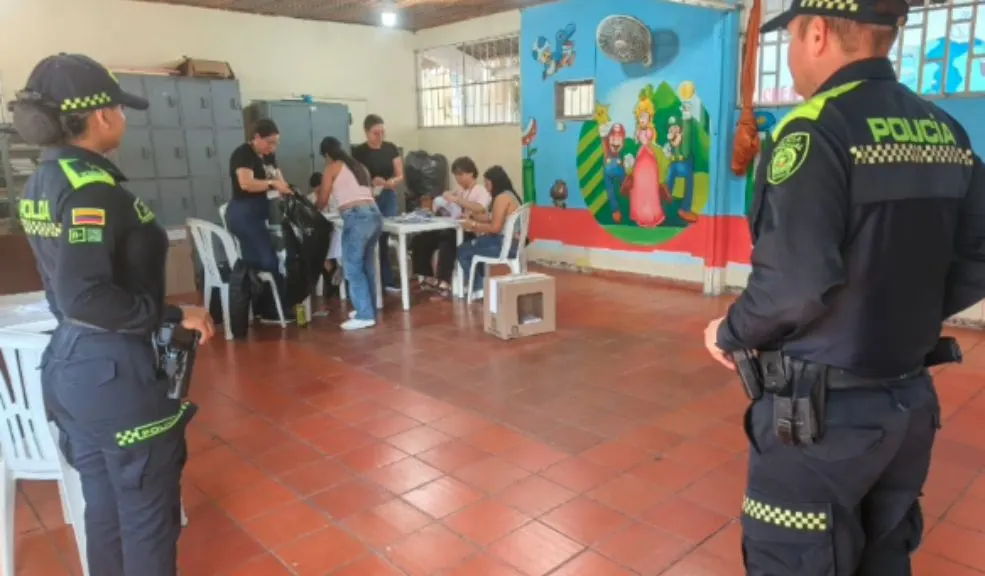 Cundinamarca: entregan balance de importantes capturas La Policía Nacional presentó un balance de resultados sobre seguridad en el departamento de Cundinamarca. Dentro de las operaciones realizadas, se resaltan varias capturas importantes, así como la presencia de las autoridades durante las consultas realizadas este domingo.