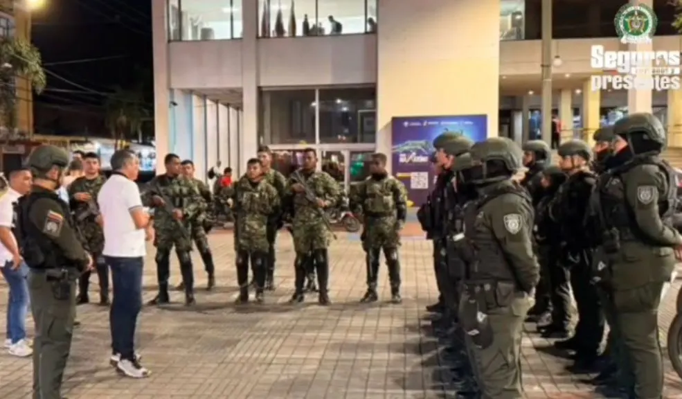 Cundinamarca: entregan balance de importantes capturas La Policía Nacional presentó un balance de resultados sobre seguridad en el departamento de Cundinamarca. Dentro de las operaciones realizadas, se resaltan varias capturas importantes, así como la presencia de las autoridades durante las consultas realizadas este domingo.