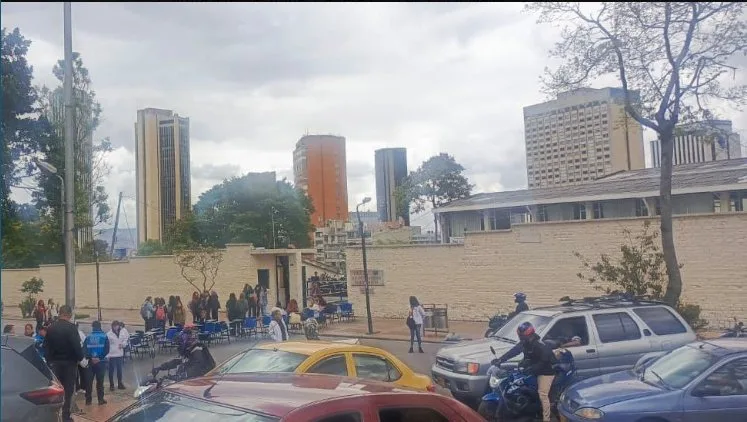 En Santa Fé: bloqueos por manifestación colapsaron la movilidad 1 En Santa Fé bloqueos por manifestación colapsaron la movilidad