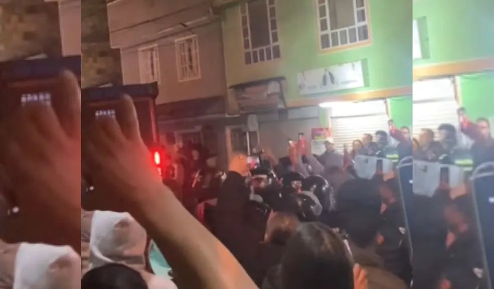 En Tunjuelito: comunidad casi lincha a presunto abusador de menores Una grave alteración del orden público se registró en el barrio Fátima, en la localidad de Tunjuelito, donde la comunidad intentó linchar a un hombre señalado de presunto abuso sexual contra una niña de 13 años.