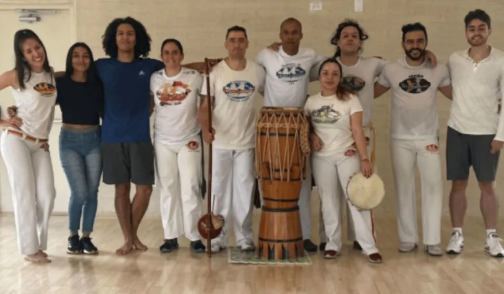 En Chapinero: clase gratis de capoeira este 11 de octubre 3 En Chapinero: clase gratis de capoeira este 11 de octubre Si le gusta la danza y las artes marciales, pruebe la capoeira. Habrá clases gratis este sábado en el CEFE de Chapinero. Le contamos cómo participar.