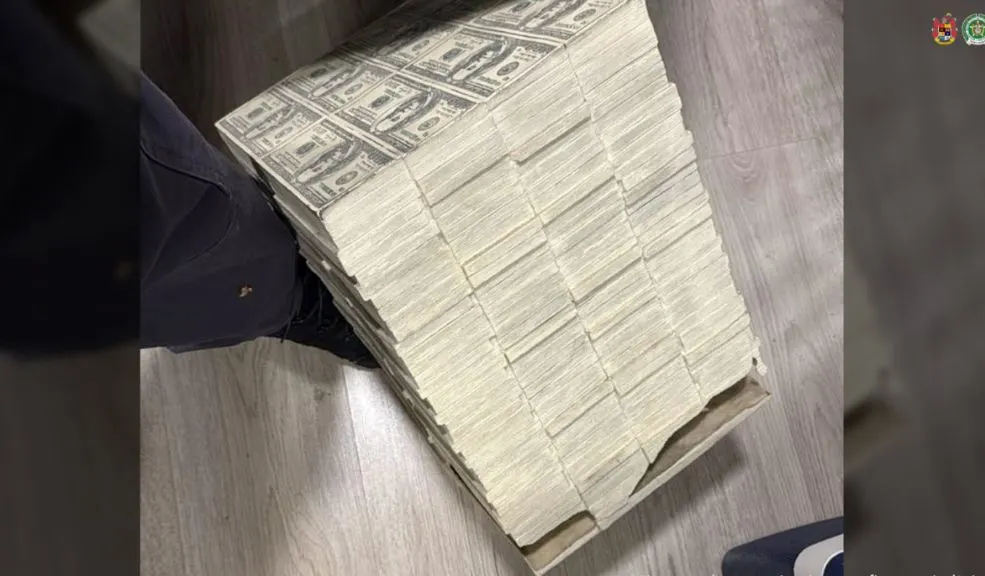 Fiscalía le arrancó una fortuna al Eln 1 Fiscalía le arrancó una fortuna al Eln La Fiscalía entregó detalles de un tremendo operativo contra el Eln y su estructura de lavado de activos, quitándoles millones de sus acciones narcoterroristas.