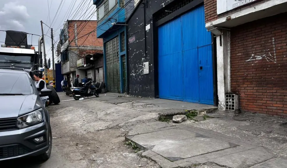 Kennedy: indignación en Alquería La Fragua por el asesinato de Freddy, un reciclador 10 Kennedy: indignación en Alquería La Fragua por el asesinato de Freddy, un reciclador Consternación en el barrio Alquería La Fragua (Kennedy) por el asesinato de Freddy, un reciclador muy apreciado por la comunidad. Las autoridades ya se encuentran investigando el caso.
