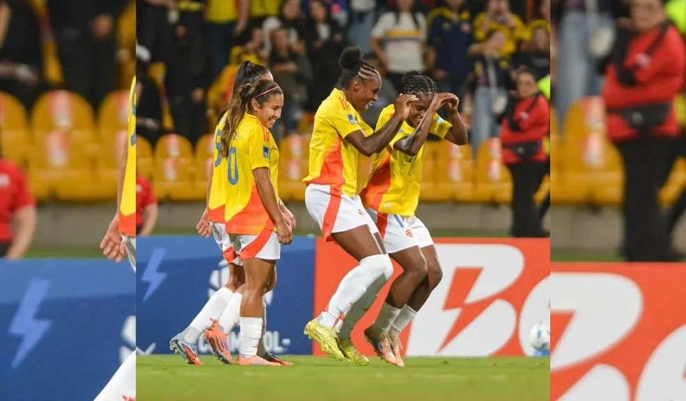 Las Superpoderosas dicen presente en las nominaciones de la IFFHS 1 Las Superpoderosas dicen presente en las nominaciones de la IFFHS Linda Caicedo y Mayra Ramírez integran la lista de jugadoras de fútbol opcionadas a Mejor Jugadora del Mundo de la IFFHS, con ellas, las Superpoderosas van por más.