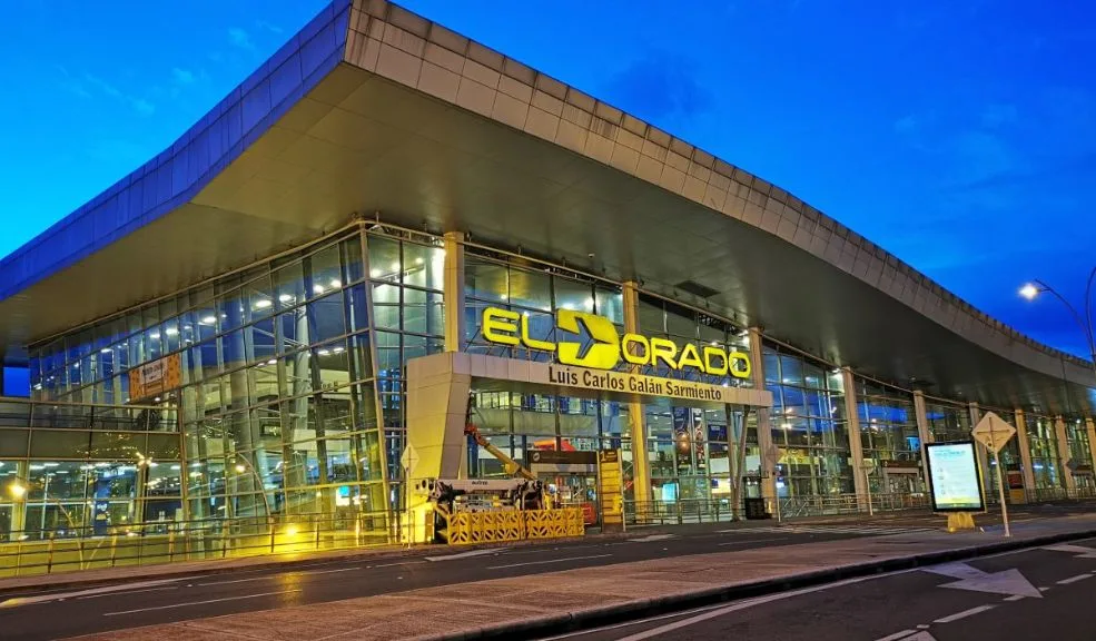 Le darán un 'tatequieto' a los taxistas que cobren de más en el aeropuerto El Dorado