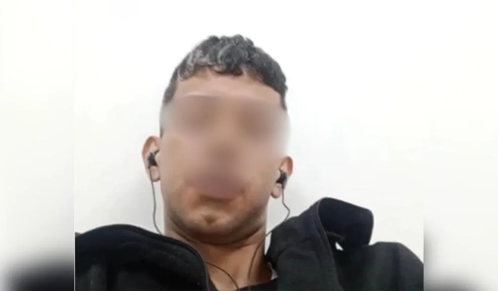 Preso habría contratado al adolescente que disparó contra Miguel Uribe Turbay Con el paso de los días se revelan nuevas pistas e involucrados en el magnicidio de Miguel Uribe Turbay. En esta oportunidad, se conoció que el hombre que presuntamente contactó al adolescente que disparó se encontraría preso.