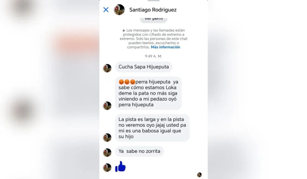 Santa Fe: madre recibe amenazas tras el crimen de su hijo 1 Santa Fe: madre recibe amenazas tras el crimen de su hijo Desde el 5 de agosto, Diana Carolina García Clavijo, madre de Hárold Aroca García, vive una pesadilla. Tras el asesinato de su hijo de 16 años en el barrio Los Laches, en Santa Fe, denuncia que ha recibido amenazas para intimidarla y silenciarla, afectando también a su familia.
