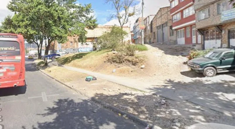 Siniestro en Usme: motociclista murió impactándose contra un camión 1 Siniestro en Usme motociclista murió impactándose contra un camión