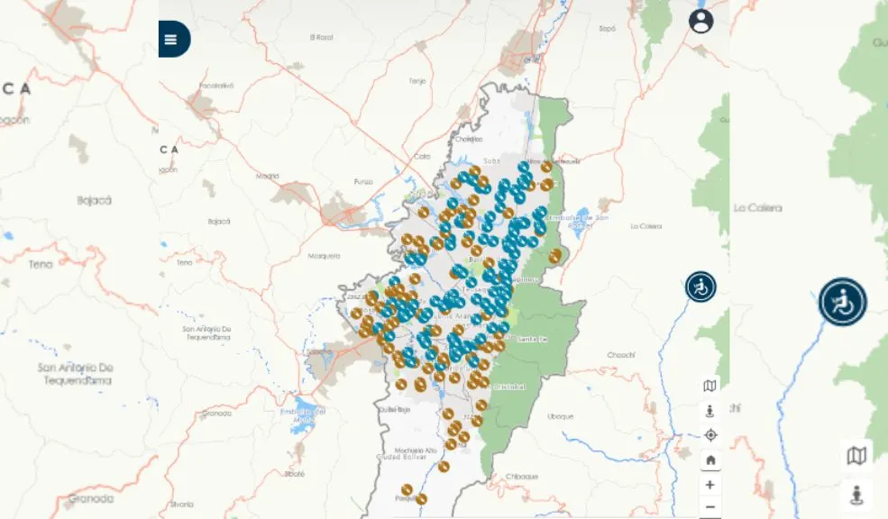 Vecino, conozca los puntos de vacunación habilitados para este 27 de octubre Bogotá refuerza su red de vacunación este lunes 27 de octubre de 2025. La Secretaría de Salud anunció los principales puntos habilitados en toda la ciudad, con atención gratuita y sin cita previa. Centros de salud, hospitales y lugares estratégicos como el Terminal Salitre y el Aeropuerto El Dorado estarán abiertos para que los bogotanos