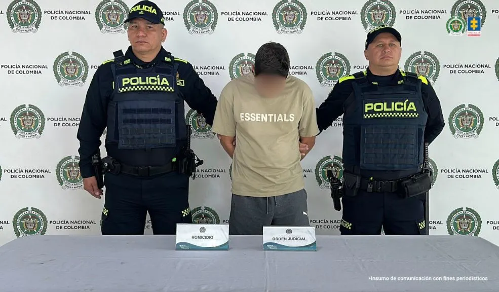 Judicializados presuntos implicados en 3 homicidios en Cundinamarca La Fiscalía General de la Nación anunció la judicialización de tres individuos señalados de cometer varios homicidios en diferentes municipios de Cundinamarca. A continuación, presentamos el detalle de los hechos.