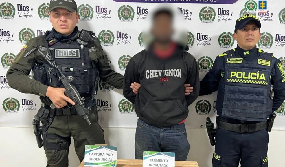 Judicializados presuntos implicados en 3 homicidios en Cundinamarca La Fiscalía General de la Nación anunció la judicialización de tres individuos señalados de cometer varios homicidios en diferentes municipios de Cundinamarca. A continuación, presentamos el detalle de los hechos.
