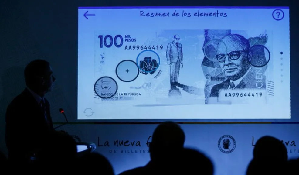 Aparecen nuevos billetes de $100.000 falsos. Así los puede identificar 2 Aparecen nuevos billetes de $100.000 falsos. Así los puede identificar Comerciantes y ciudadanos de varias regiones han alertado sobre la circulación de una nueva oleada de billetes falsos de $100.000. Le contamos cómo identificarlos.