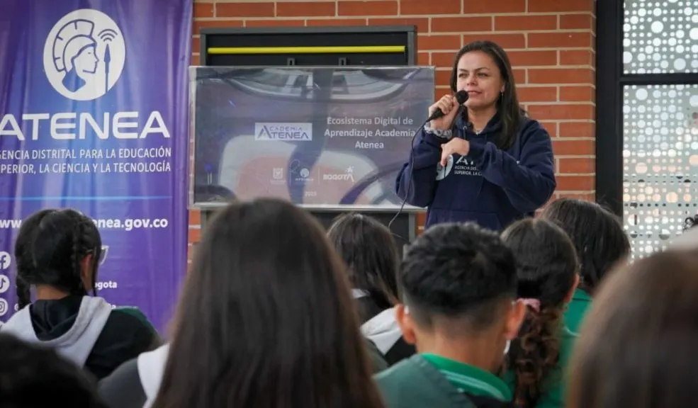 ¿Quiere estudiar gratis? La Academia Atenea cuenta con más de 680 cursos Después de una prueba piloto con 9.000 jóvenes, se realizó la inauguración oficial de la Academia Atenea, un espacio que brinda la oportunidad de estudiar más de 680 cursos en diferentes áreas totalmente gratis.