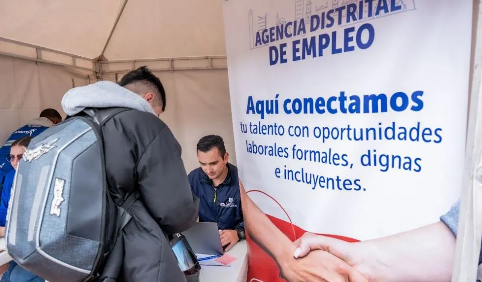 Agencia Distrital de Empleo lanza nueva jornada virtual con más de 600 vacantes La Agencia Distrital de Empleo inició una jornada virtual de la estrategia Talento Capital con más de 600 vacantes disponibles hasta el sábado 15 de noviembre.