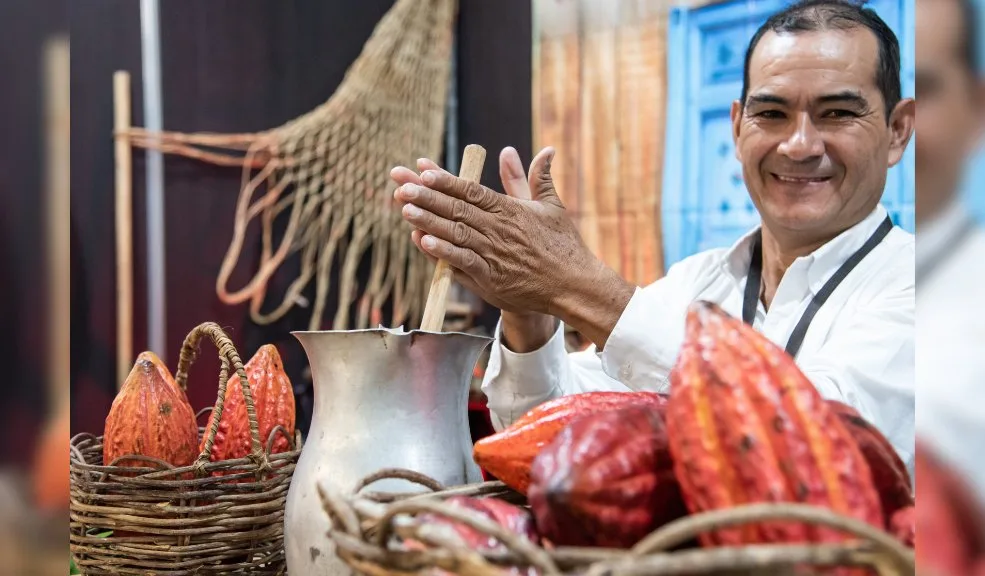 Arranca Chocoshow en Bogotá, la feria para amantes del chocolate 1 Arranca Chocoshow en Bogotá, la feria para amantes del chocolate Apúntese este fin de semana a la feria más dulce de Bogotá, Chocoshow, que reuine a los más tesos del chocolate del país.