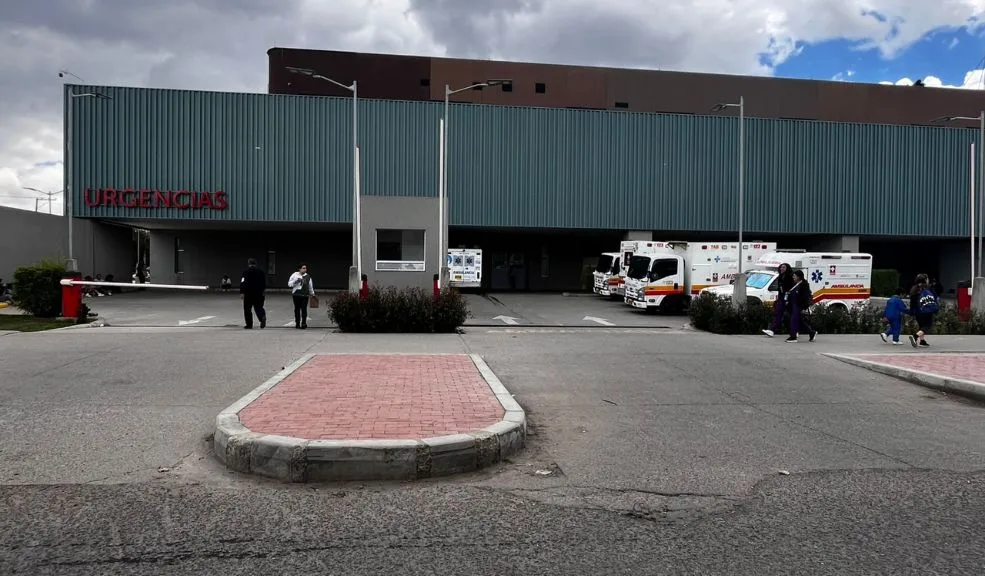 Bosa: ataque a bala dejó una persona muerta en El Recreo 1 Bosa: ataque a bala dejó una persona muerta en El Recreo Los vecinos del barrio El Recreo, en la localidad de Bosa, no salen del asombro ni del susto tras presenciar un ataque a bala a plena luz del día, que lamentablemente le costó la vida a un hombre.