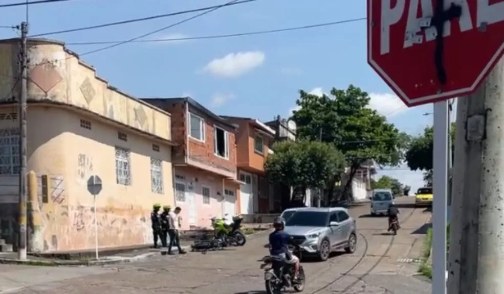Cundinamarca: Eddy fue baleado en su moto en Girardot 2 Cundinamarca: Eddy fue baleado en su moto en Girardot Eddy Stiven Parra Toledo, un joven de 18 años, fue la víctima mortal de un ataque con arma de fuego que, al parecer, fue premeditado en el municipio de Girardot (Cundinamarca).