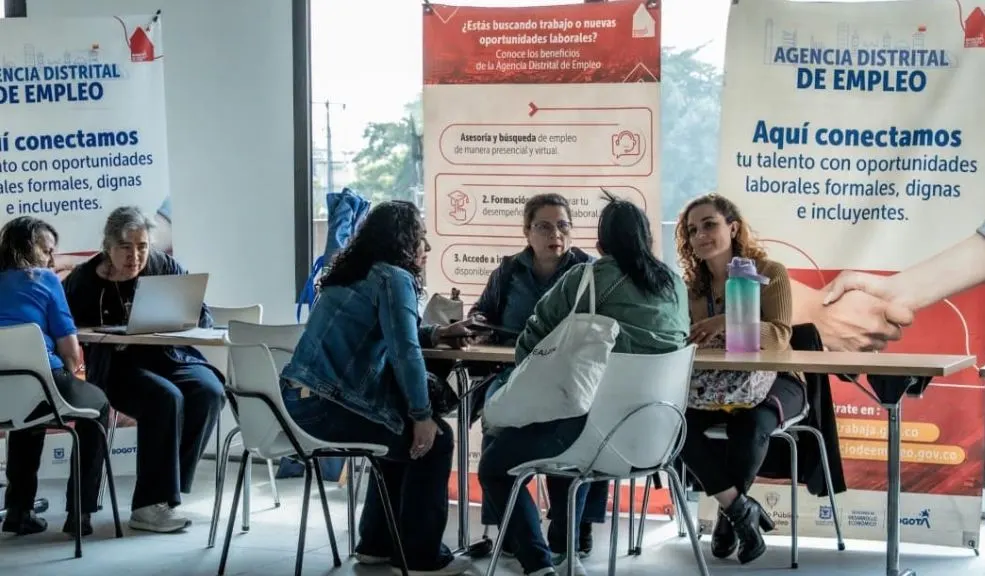 Dos ferias de empleo en Usme y Barrios Unidos: mas de 460 vacantes para este jueves 13 de noviembre Bogotá tendrá este jueves 13 de noviembre dos ferias de empleo con 460 vacantes disponibles. Los interesados podrán postularse gratis en Usme y Barrios Unidos.