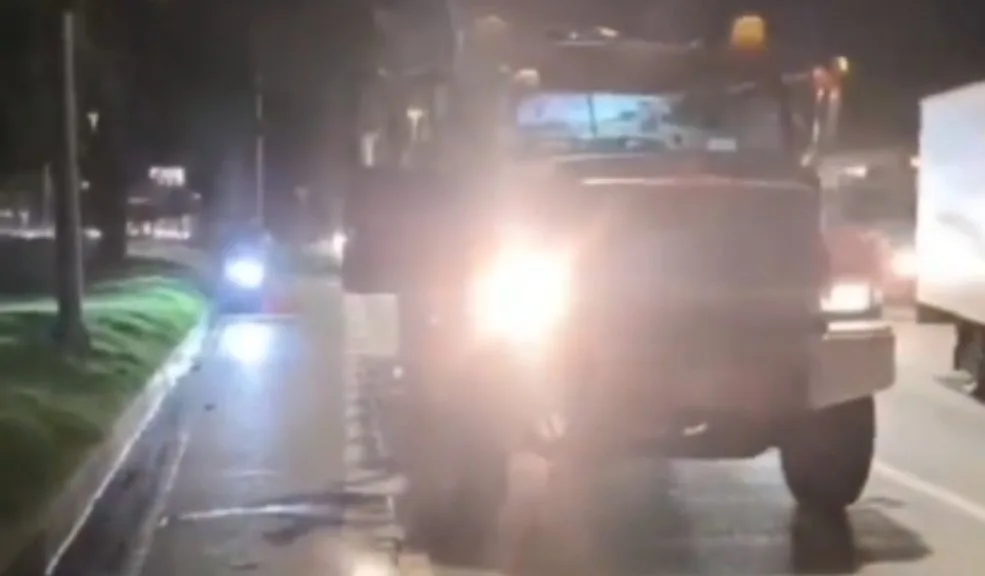 Pareja falleció tras brutal choque entre moto y buseta en vía de Santander