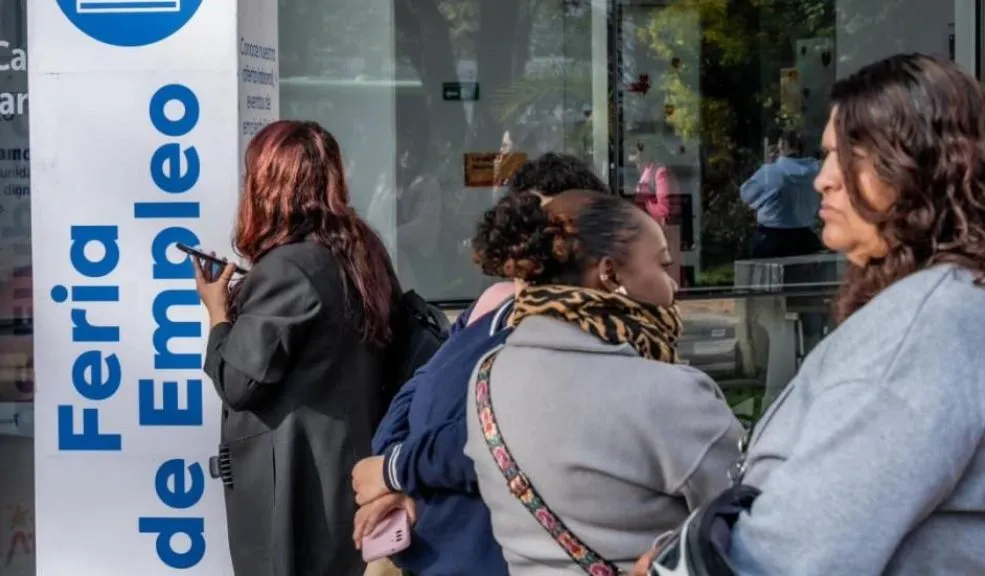 En Chapinero: feria de empleo para auxiliares de tienda este viernes Este 21 de noviembre, Bogotá impulsa 100 nuevas oportunidades laborales en feria presencial con acceso directo y sin experiencia obligatoria.